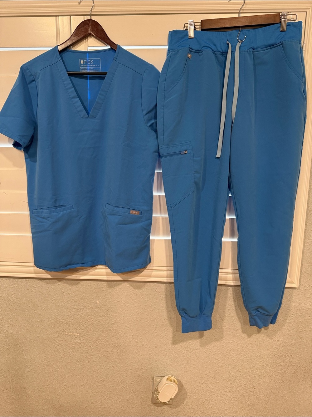 Figs Women's Scrub Top and Cargo Jogger Pants in Teal